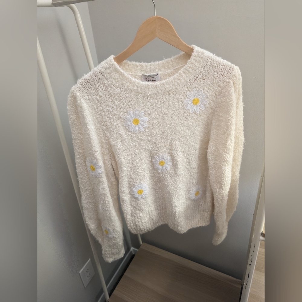 & Other Stories Daisy Sweater 🌼